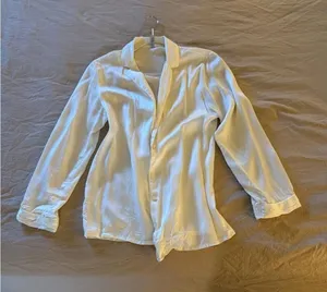 White silk pajama blouse from Inimissimi thumbnail 1