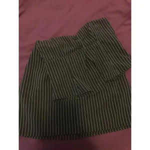 PRINCESS POLLY Luca Pin Stripe 2 Pc SET Crop Top Mini Skirt Size 2 MOB MISTRESS thumbnail 2