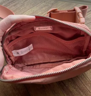 Lululemon belt bag thumbnail 7