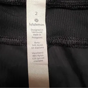 Lululemon‎ Dance Studio Crop 25" Cinchable Hem Mid-Rise Pants in Black Size 2 thumbnail 11