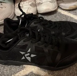 Cheer Shoes thumbnail 1