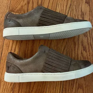 Frye | Women's Ivy Gore Distressed Leather Slip-On Sneakers in Brown Size 8.5 thumbnail 9