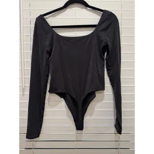 Lululemon Nulu Bodysuit Womens Medium Black Square Neck Long Sleeve LW3HQFS L thumbnail 5