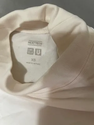 Uniqlo Turtle Neck thumbnail 2