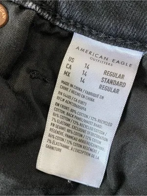 AMERICAN EAGLE Distressed Mom Jeans thumbnail 5