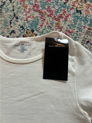 Brandy Melville White Top thumbnail 3