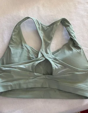 Gymshark Sports Bra thumbnail 2