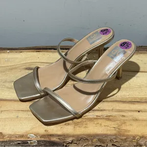 Dolce Vita Light‎ Gold Strappy Heel Sandals Sz 8.5 A55 thumbnail 3