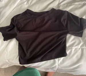 Black Boutique Top Crop thumbnail 2