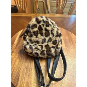 Wild Fable Mini Leopard Backpack Y2k Gold tone with Black Adjustable Straps thumbnail 3