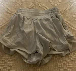Lululemon Shorts Hotty Hot 2.5" thumbnail 1