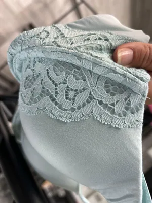 Victoria's Secret Bra thumbnail 3