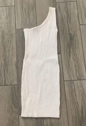 White fox one shoulder ribbed dress thumbnail 4