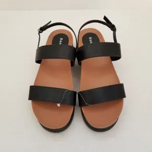 Bamboo Black Strap Platform Sandals 7.5 thumbnail 2