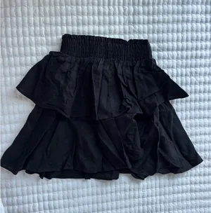 Princess Polly Black Ruffle Skirt thumbnail 1