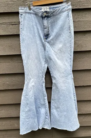 We The Free Just Float On Flare Jeans High Rise Bell Bottom Raw Hem 32x33 hippie thumbnail 15