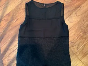 REISS Black Feathered Textured Sleeveless Blouse Valentina 2413 Size 0 thumbnail 4