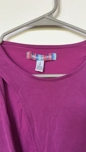 Urban Outfitters Purple Cut-Out Long Cropped Sleeve Top M thumbnail 2