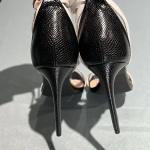 Lulus remi white and‎ black snakeskin ankle strap heels Size 7.5 B38 thumbnail 5