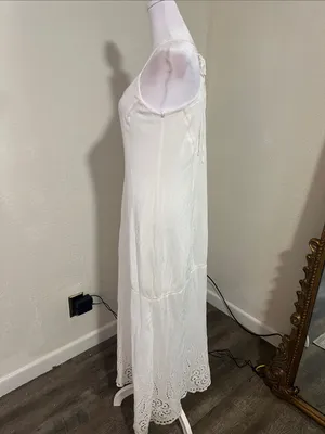 lovestitch White Eyelet Hem Maxi Slip thumbnail 5