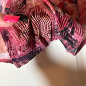 Lululemon Run Times Short II *4". Sz 8 Preloved Excellent condition. thumbnail 2
