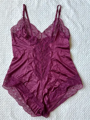 VTG 70s 80s Lace Teddy Romper Bodysuit Lingerie M L Berry Coquette USA Union thumbnail 1