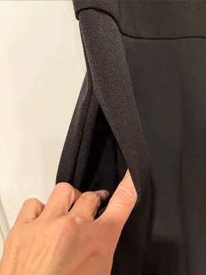Express‎ Black V-Neck Sleeveless Wide-Leg Jumpsuit size 2 thumbnail 4