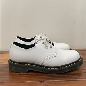 Dr. Martens 27214 Vegan Oxford Shoes Men's Size 6 Women's Size 7 White Leather thumbnail 19