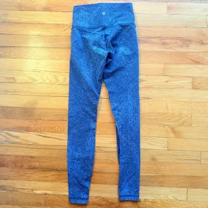 LULULEMON‎ Wunder Under 28” Tight Leggings Blue Pattern size 4 thumbnail 2