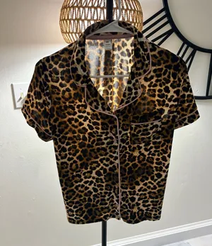 Leopard Print Short Sleeve Button thumbnail 1