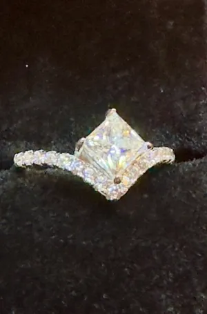Boutique 1 carat Sterling 925 Moissanite Diamond ring 6 thumbnail 5