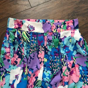 Women’s Stitch and Feather floral print‎ pants medium thumbnail 3