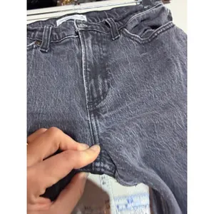 Abercrombie & Fitch The Baggy Low Rise Jeans Women's Size 25‎ Dark Gray Grunge thumbnail 5