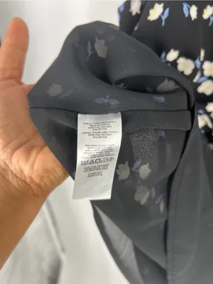Ann Taylor Floral Tie Neck V-Neck Sleeveless Blouse Black Size S thumbnail 6