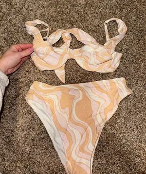 Abercrombie Swimsuit thumbnail 1