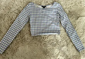 Forever 21 Long Sleeve  Crop Top thumbnail 1