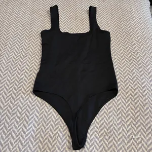 Abercrombie & Fitch Black Bodysuit Women’s M Soft AF Collection Square Neck thumbnail 8