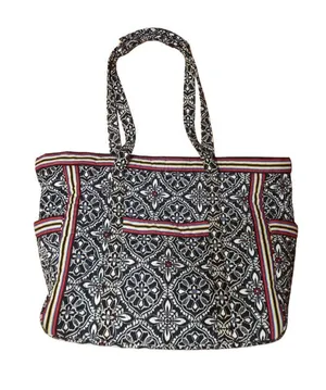 VERA BRADLEY “Carried Away” Extra Large Zipper Tote thumbnail 1