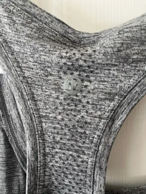 Lululemon Tank thumbnail 3