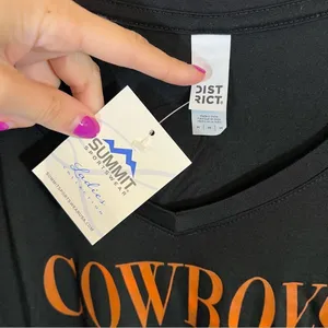 District Women’s Black Oklahoma Cowboys‎ Long Sleeve Top Medium NWT thumbnail 3