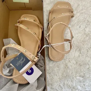Universal Threads Womens Tan Sea Life Charm Strappy Sandals Square Toe Size 6 NEW thumbnail 2