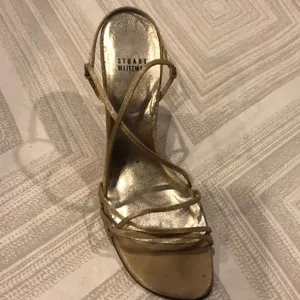 Stuart Weitzman Gold Strap Slingback Formal Heels Size 9 thumbnail 8