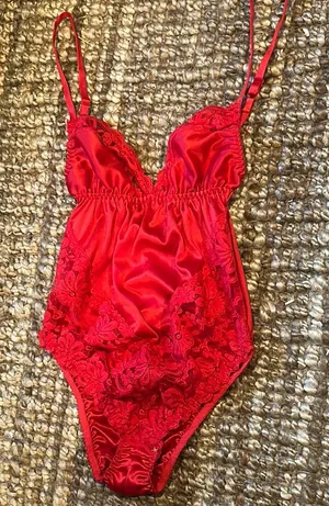 Vintage Dolores For Poirette Red Satin Lace Lingerie Bodysuit Size 34 thumbnail 1