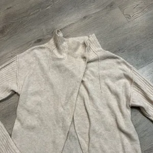 Free People Women's Cascade Cardigan Long Sleeve Solid Sweater Ivory Medium‎ M thumbnail 3
