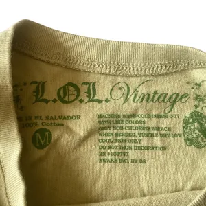 LOL Vintage Christmas Tee Green Size M thumbnail 4