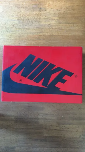 Nike Jordan Wmns Air Jordan 1 High OG 'NC to Chi' thumbnail 6
