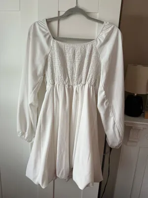Amazon Long sleeve white bubble dress thumbnail 2