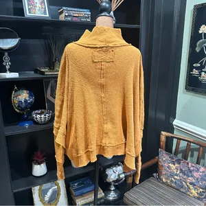 Free People We The Free Moon Daisy Pullover – Size Medium – Sunbaby Yellow thumbnail 11