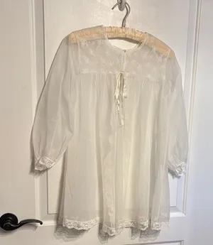VTG Formfit Rogers Sheer White Lace Lingerie Bridal Whimsical. thumbnail 1