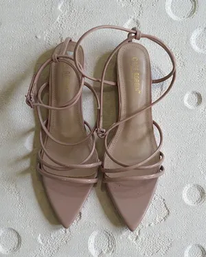 CAPE ROBBIN Nude Patent Strappy Sandals Heels Size 9 thumbnail 1